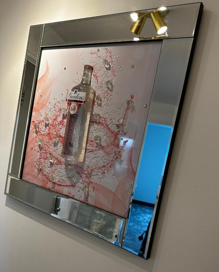 Two Bed Apartment With Balcony Slough,Windsor,Legoland Eksteriør bilde