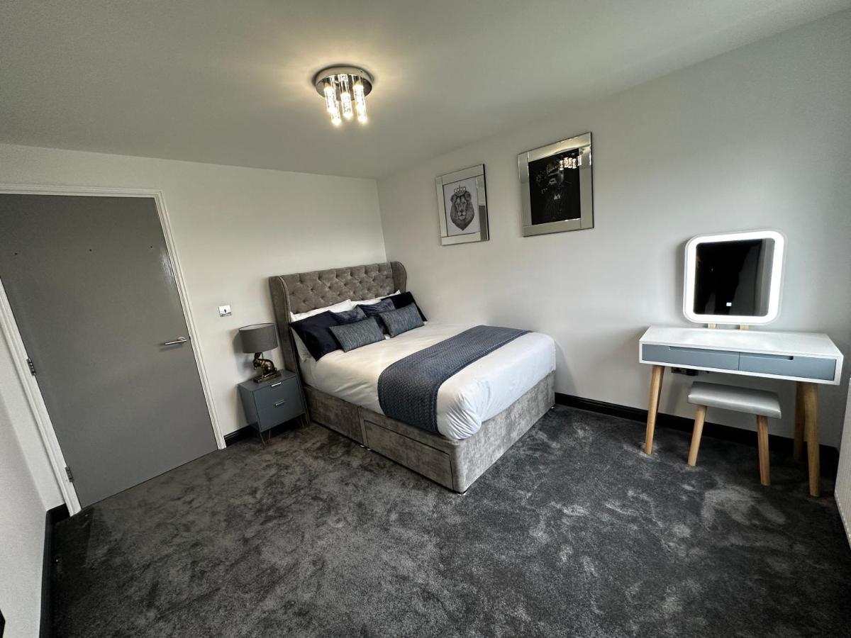 Two Bed Apartment With Balcony Slough,Windsor,Legoland Eksteriør bilde